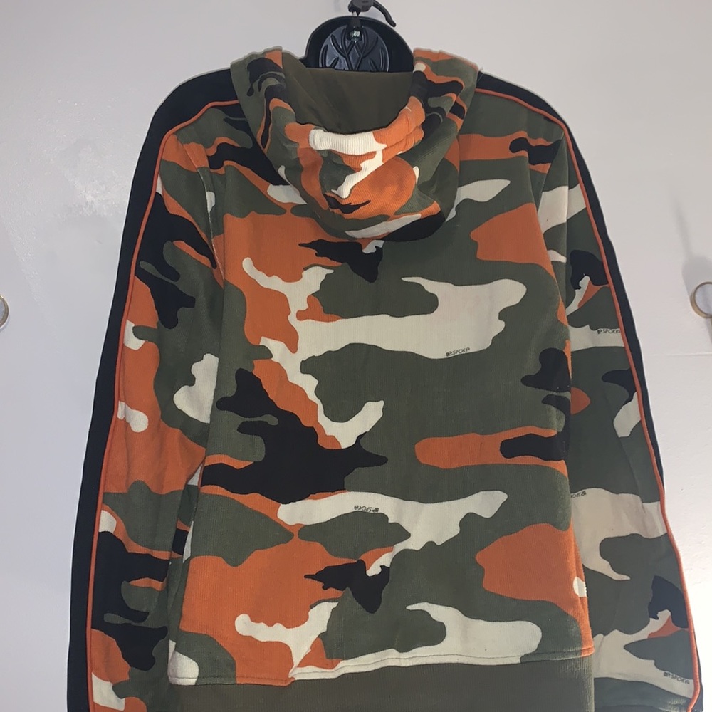 BeSpoke Hoodie - Picture 5 of 7